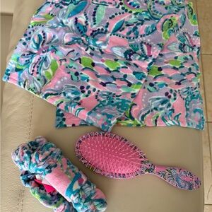 Colorful Patterned 2 towels, Scrunchie, and Brush Set
